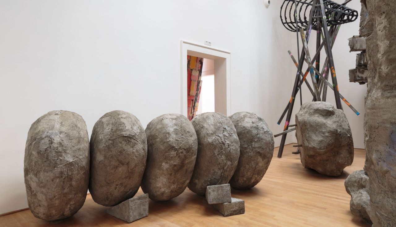 Phyllida Barlow, Installationsansicht, 2017